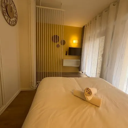 Apartment Le D'artagnan - App 4 - Rez-de-chaussee *